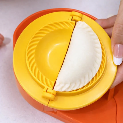 Dumpling Maker Press, 2-in-1 Dough Flattener and Crimper Mold with Pleated Edge Seal for Homemade Dumplings, 2 Colours