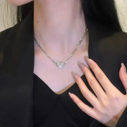 Magnetic Heart Necklace, Love Pendant Necklace with Zircon