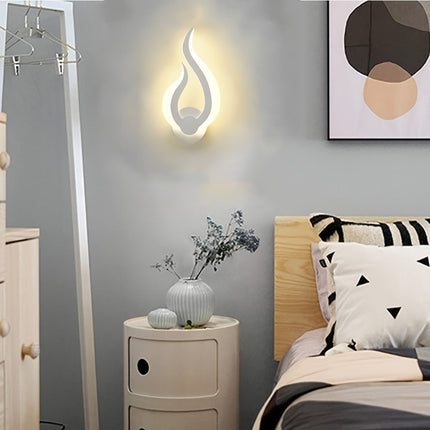 Flame-Shaped LED Wall Light with 10W Warm White Glow | Modern Acrylic Sconce for Elegant Ambient Illumination