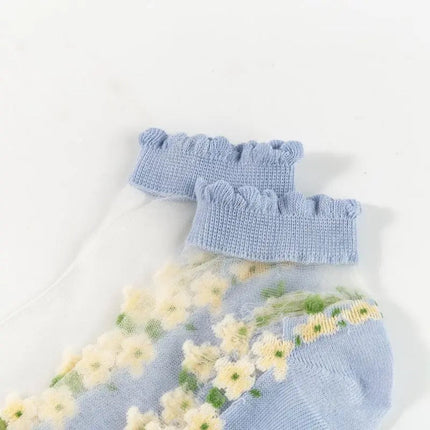 Lace Ankle Socks with Floral Trim for Women | Comfortable Everyday Wear with Elegant Style