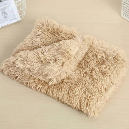 Fluffy Pet Blanket for Anxiety Relief | Cozy Soft Fabric for Ultimate Comfort and Security
