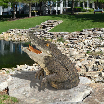 Alligator Garden Statue, Resin Gator Outdoor Statue