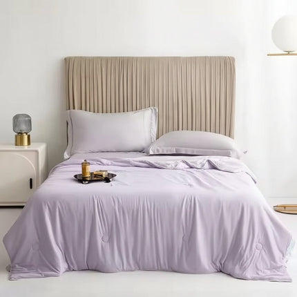 Cooling Blanket with Moisture-Wicking Fabric for Breathable Comfort | Lightweight Summer Blanket for Refreshing Sleep