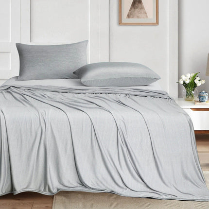 Cooling Blanket for Summer with Breathable Lightweight Fabric | Regulate Body Temperature for a Refreshing Sleep