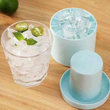 Flexible Silicone Ice Cube Tray with Lidded Design | Stackable Mold for Effortless Ice Release and Space-Saving Storage