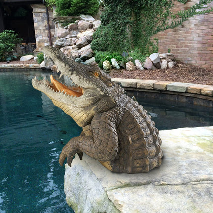 Alligator Garden Statue, Garden Sculptures for Swimming Pool Decor – image 6