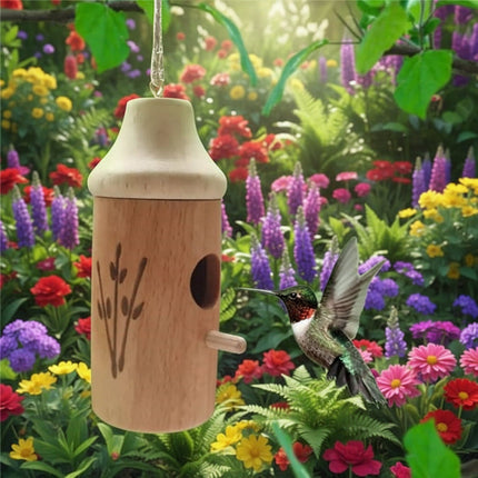 Wooden Hummingbird House with Decorative Design | Cozy Nesting Shelter for Gardens and Patios