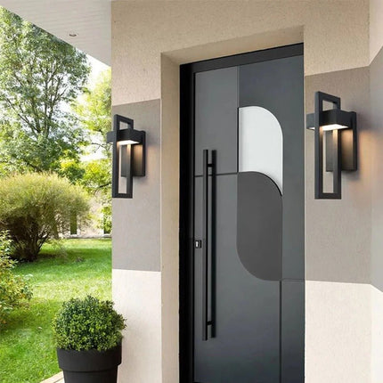 Modern Outdoor Wall Light with Integrated LED | Weather-Resistant Aluminium Fixture for Year-Round Illumination