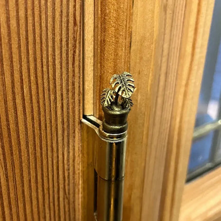 Door Hinge Decoration with Magnetic Base – image 4