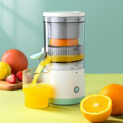 Portable Electric Juicer with USB Rechargeable Battery | Compact Design for Smoothies on the Go