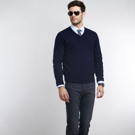 Men's Cashmere Sweater with Classic Crew Neck Design | Versatile Pullover for Timeless Style and Comfort