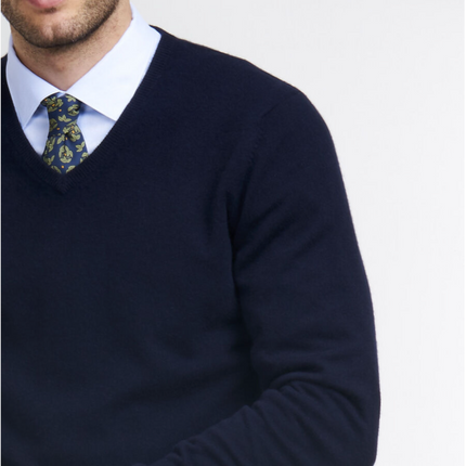 Men's Cashmere Sweater with Classic Crew Neck Design | Versatile Pullover for Timeless Style and Comfort