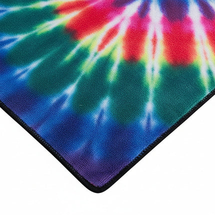 Quick-Dry Oversized Microfiber Beach Towel with Pockets | Comfortable Storage for Beach and Pool Outings