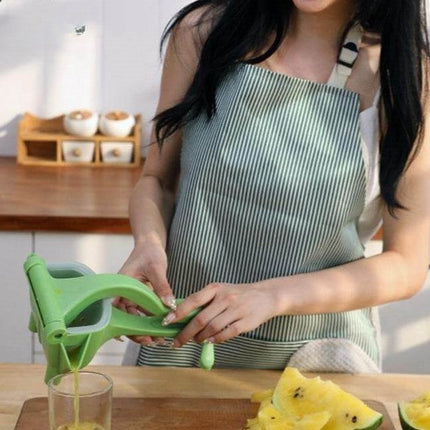 Manual Juice Squeezer, Compact Hand Powered Fruit Juicer for Fresh Juice at Home, Work and Picnics