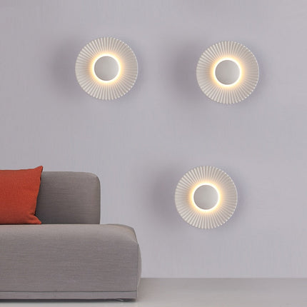 SunRay LED Wall Lamp with Sculptural Metallic Rays | Modern Ambient Lighting for Cozy Spaces