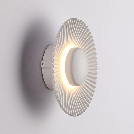 SunRay LED Wall Lamp with Sculptural Metallic Rays | Modern Ambient Lighting for Cozy Spaces