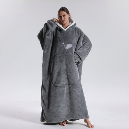 Hooded Wearable Blanket with Sleeves and Pocket | Cozy Design for Winter Comfort and Relaxation