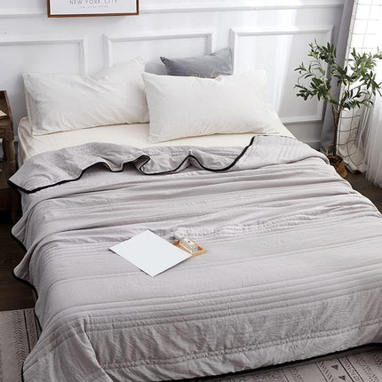 Cooling Blanket for Hot Sleepers with Soft Skin-Friendly Fabric | Refreshing Comfort for All-Season Use