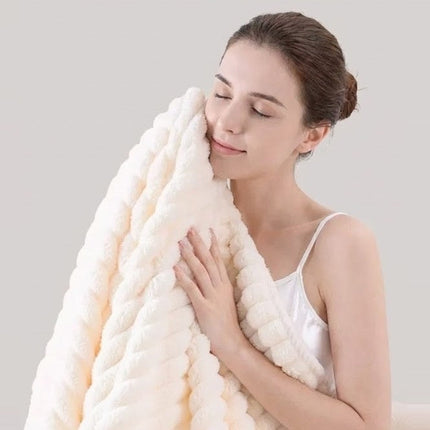 Super Absorbent Bath Towel with Quick-Dry Technology | Soft & Luxurious for Ultimate Comfort