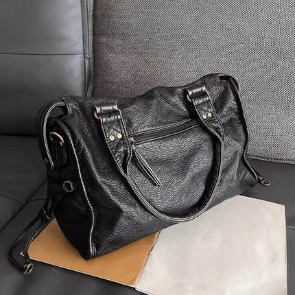 Retro Black Leather Handbag with Adjustable Strap | Spacious Design for Everyday Use and Organization